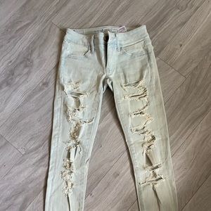 American eagle ripped stonewashed jeans